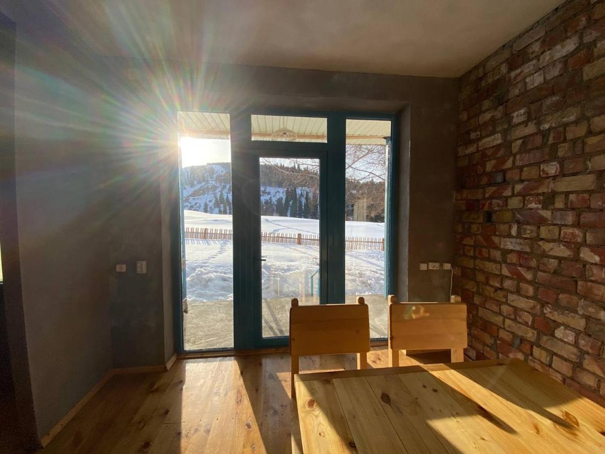 Darya Hostel Jyrgalan Eksteriør billede